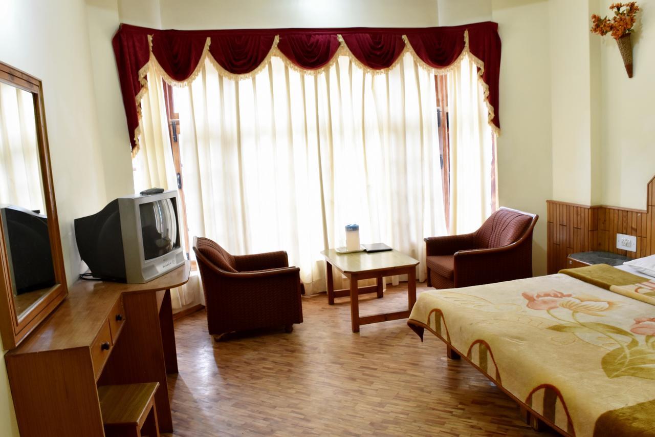 Hotel Satkar Residency - Riverside Old Manali Екстер'єр фото