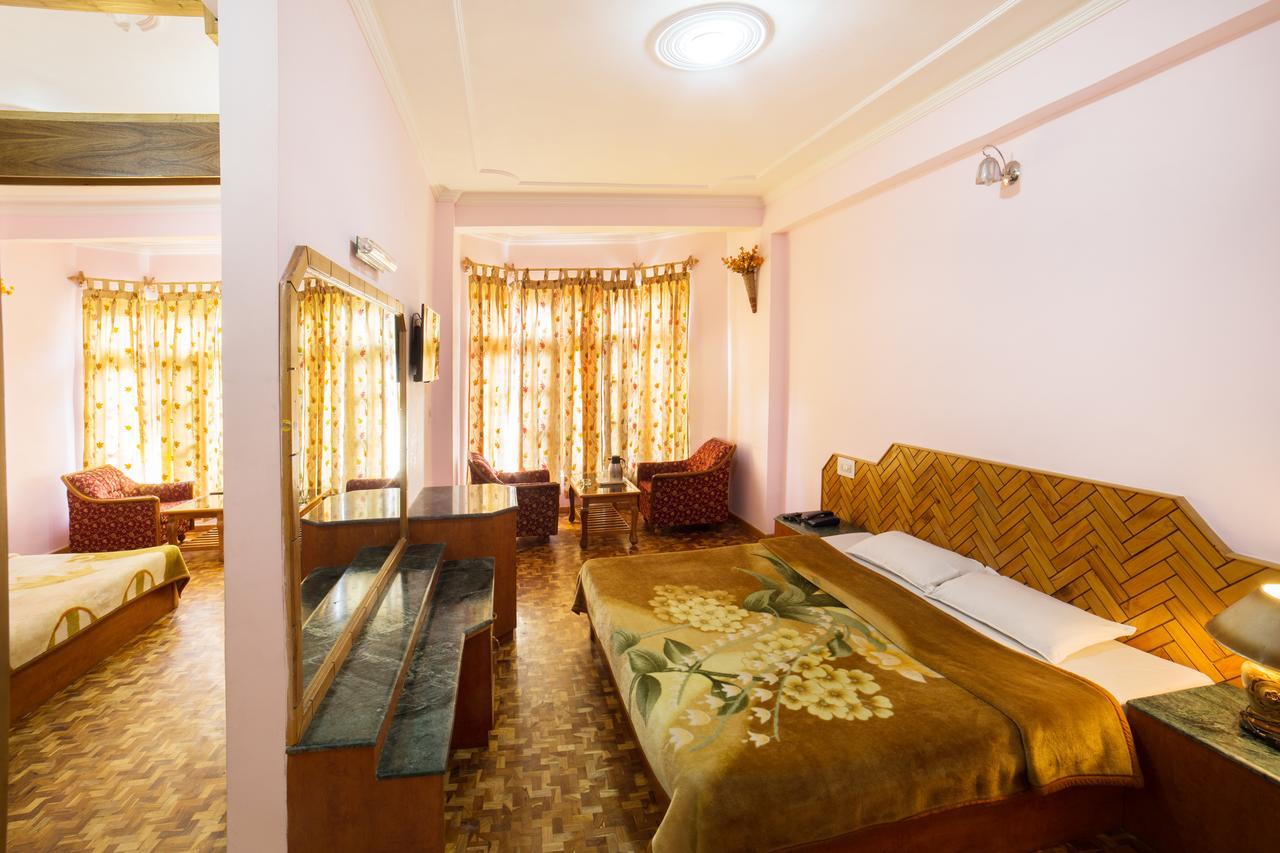Hotel Satkar Residency - Riverside Old Manali Екстер'єр фото