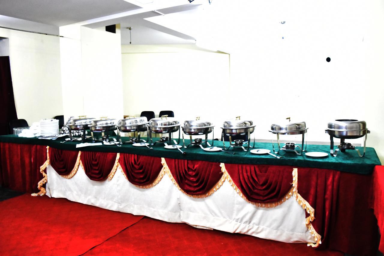 Hotel Satkar Residency - Riverside Old Manali Екстер'єр фото